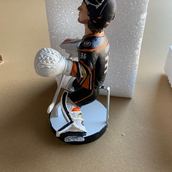 Hockey figurine - Picture 3 of 5